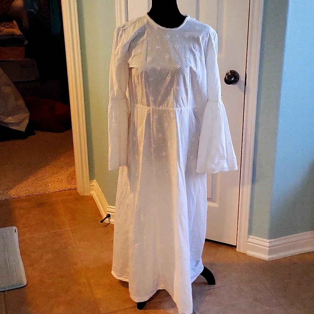Doen White Dress